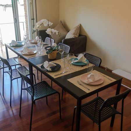 Bed and Breakfast Residencia 12 Octubre Madrid Exterior foto